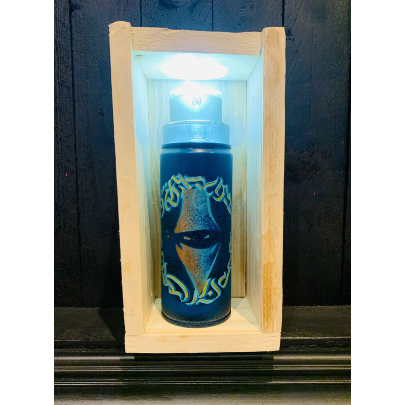 Bombe recyclée Bombartligh lumineuse par LLEARTLIGHT - Classico Visage