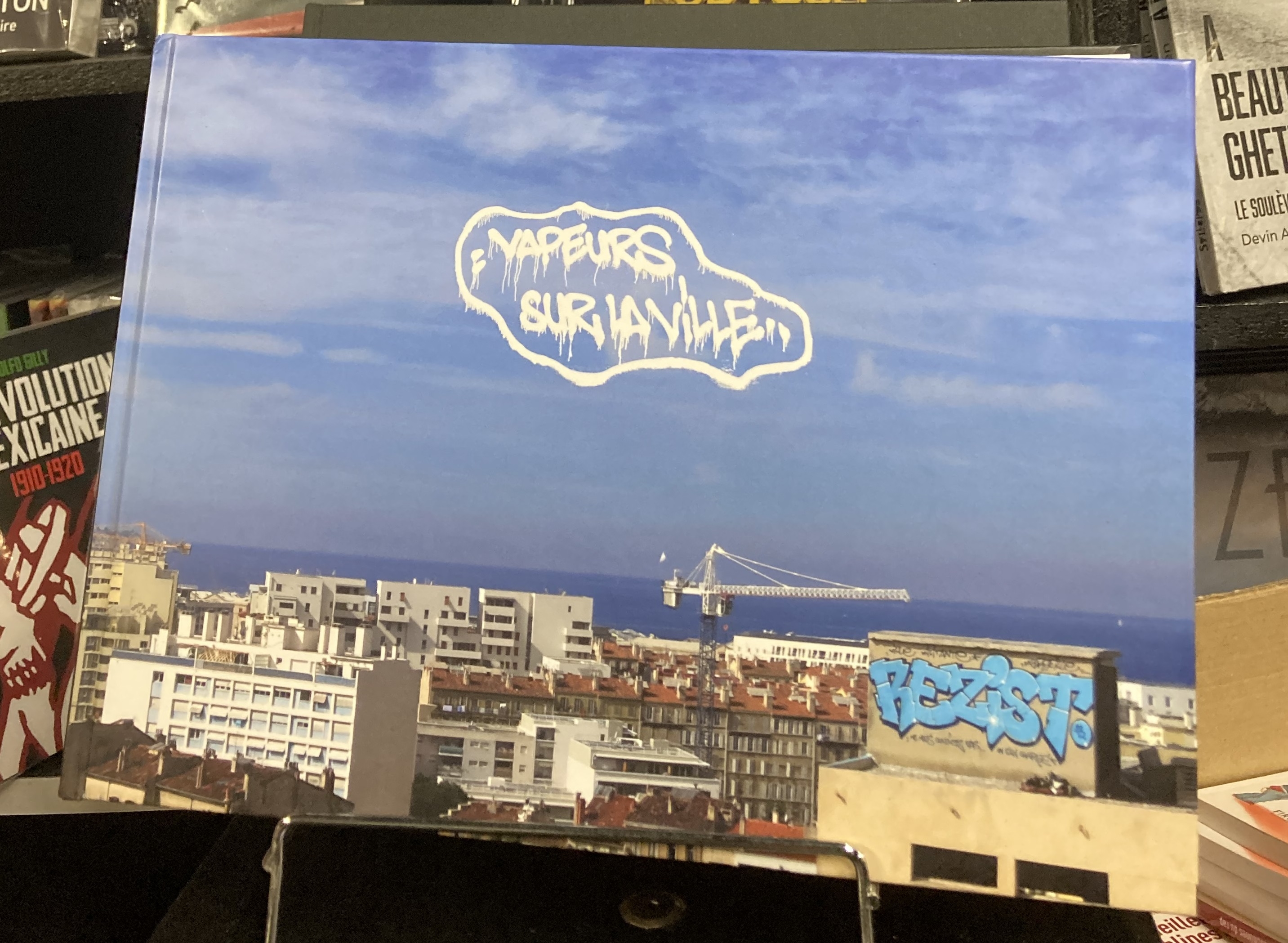 Livre - vapeurs sur la ville